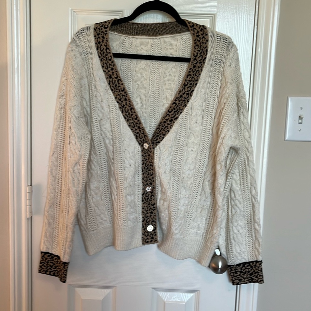 Cupshe Cream and Black Leopard Trim Cardigan